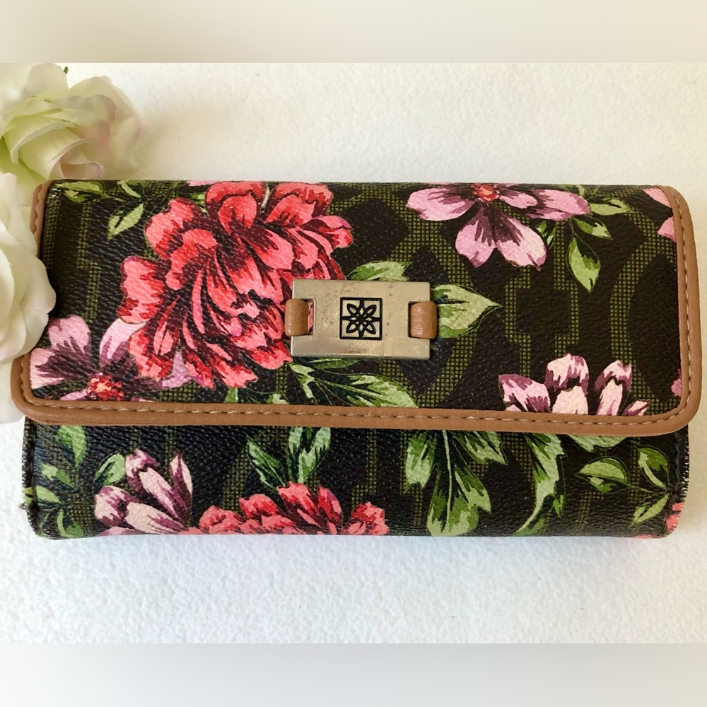🌸 New Jeun Bang Beautiful Brown Floral Wallet